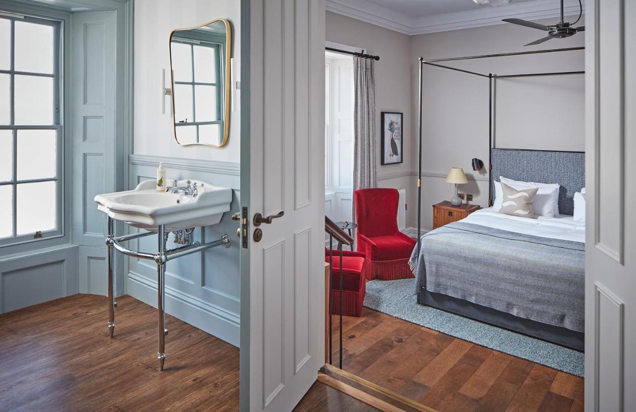 Moonfleet Manor - A Luxury Family Hotel Chickerell ภายนอก รูปภาพ
